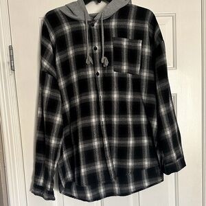 Medium Black & Gray Hoodie Flannel